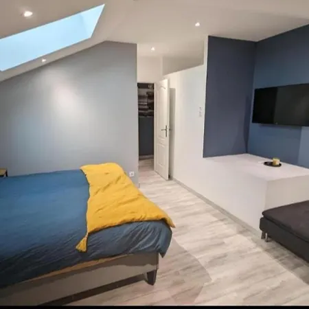 Sublime T3, Private Parking Apartamento Saint-Quentin-Fallavier